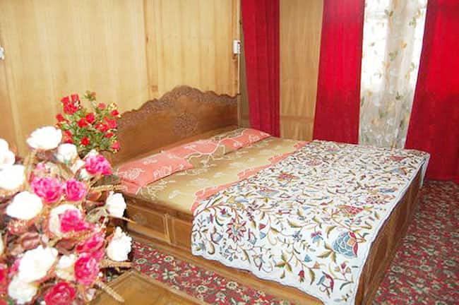 Goona Palace Group of Houseboats, Srinagar 5